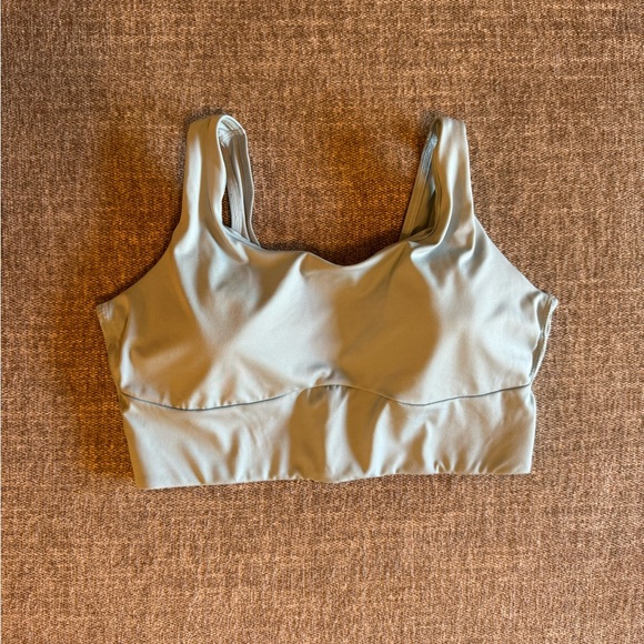 Gymshark Sports Bra - Picture 1 of 3